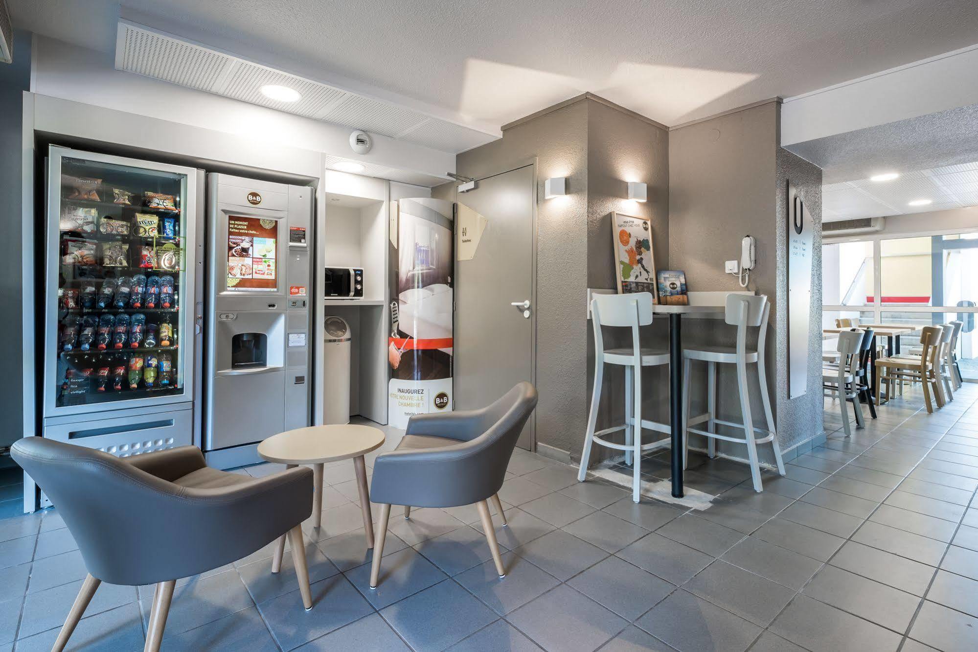 B&B Hotel Angers 2 Universite Beaucouzé Екстериор снимка